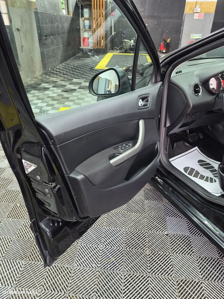 Peugeot 308 1.6 e-HDi Active CMP6 - 13