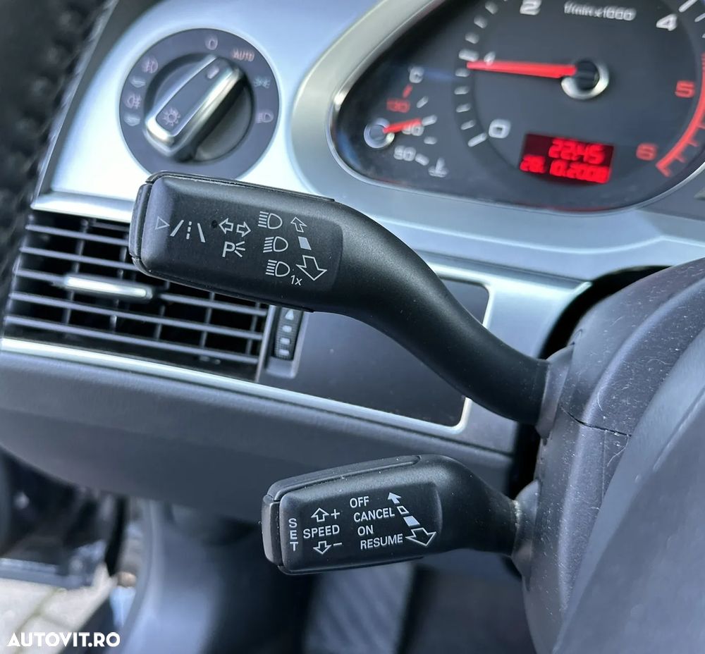 Audi A6 Avant 2.0 TDI DPF Multitronic - 40