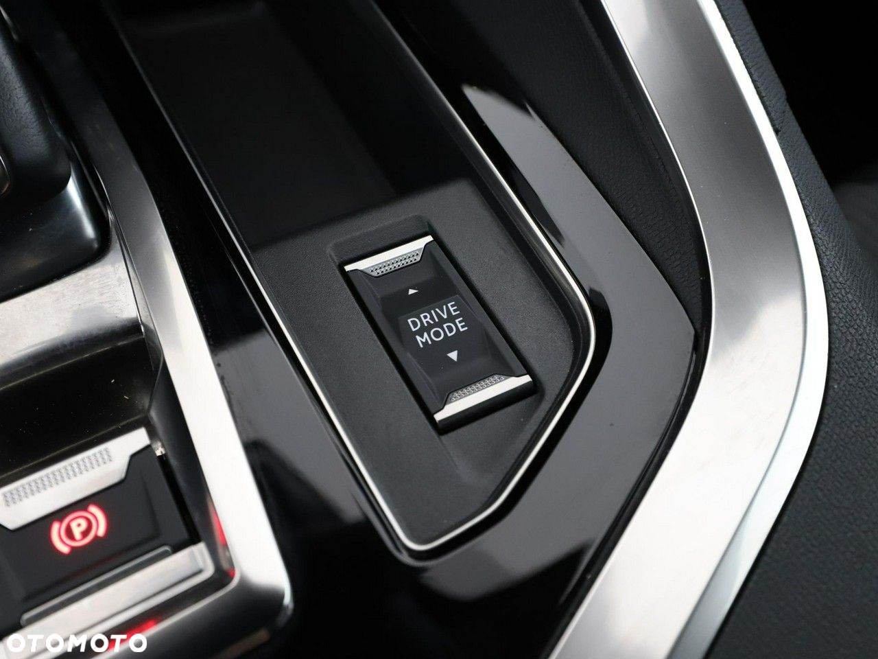 Peugeot 3008 PureTech 130 Stop & Start GPF EAT8 Allure Pack - 31