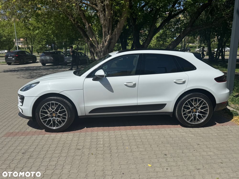 Porsche Macan Standard - 4