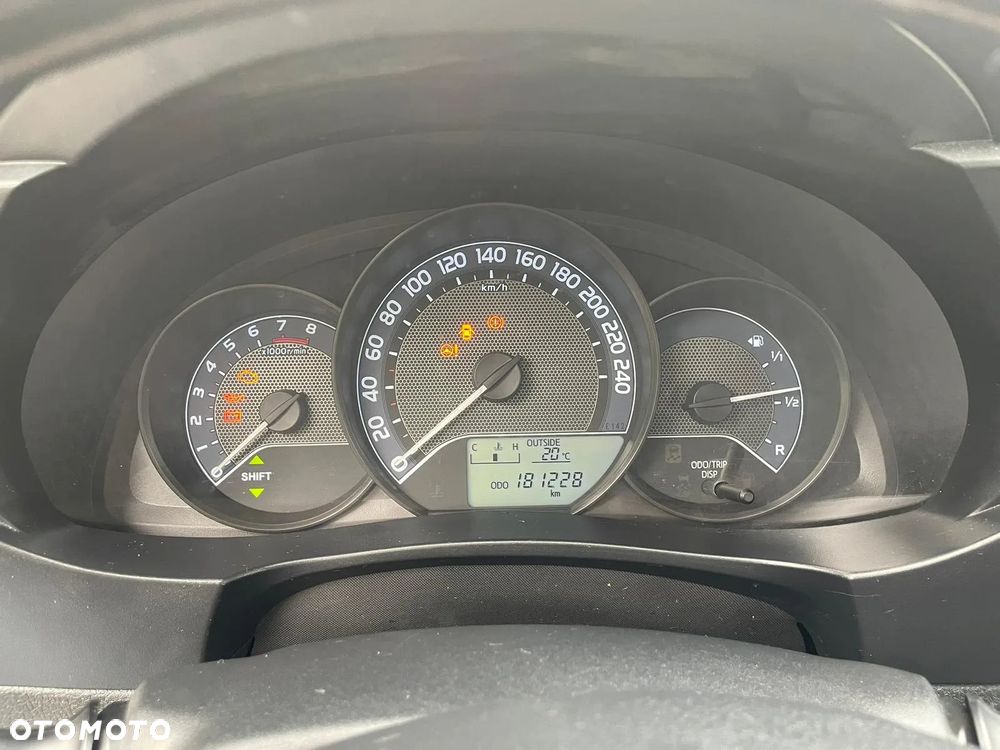 Toyota Corolla 1.6 Active - 20
