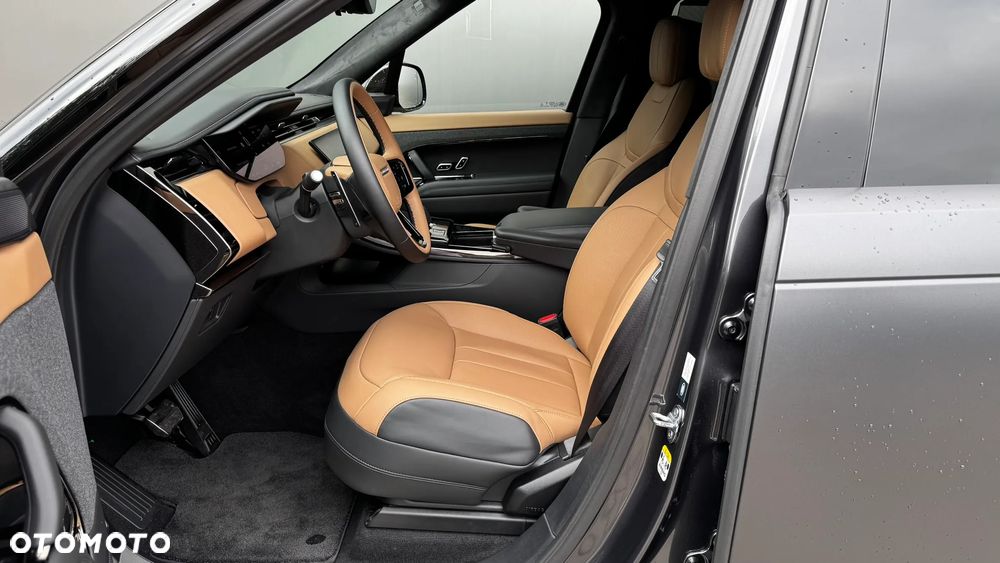 Land Rover Range Rover Sport D350 Autobiography - 6