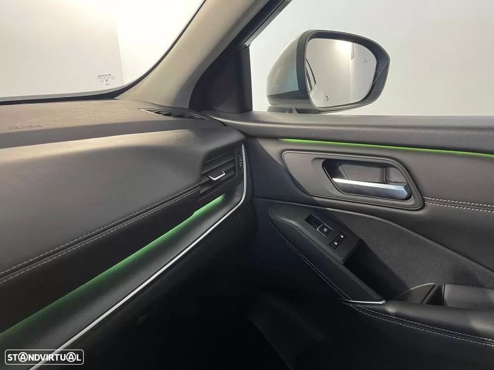 Nissan Qashqai 1.3 DIG-T N-Connecta LED Xtronic - 38