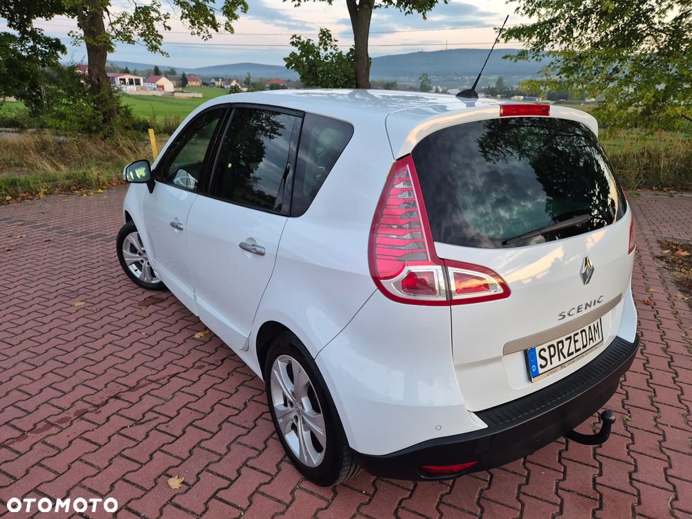 Renault Scenic 1.6 16V 110 Dynamique - 4