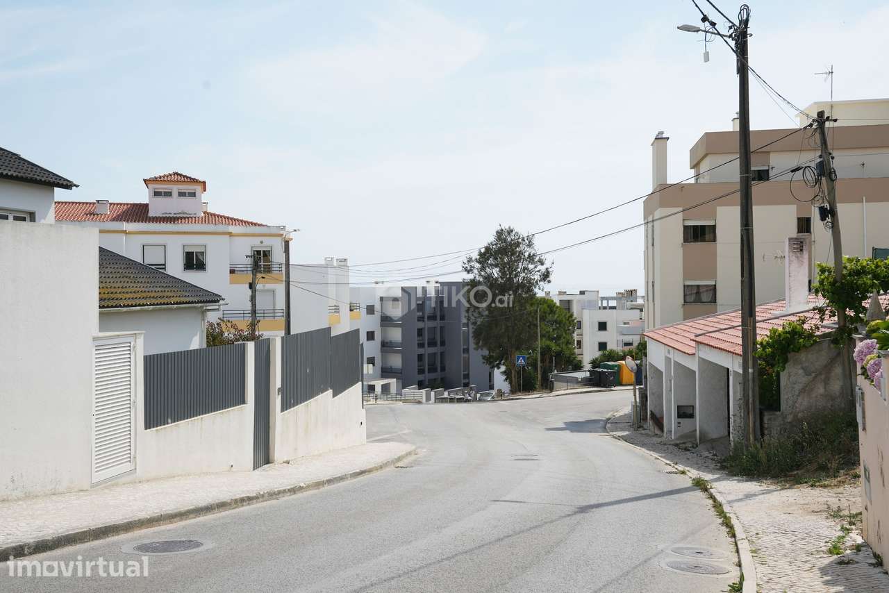 Terreno com Vista Mar na Ericeira Sul – A 300m da Praia - Grande imagem: 5/14