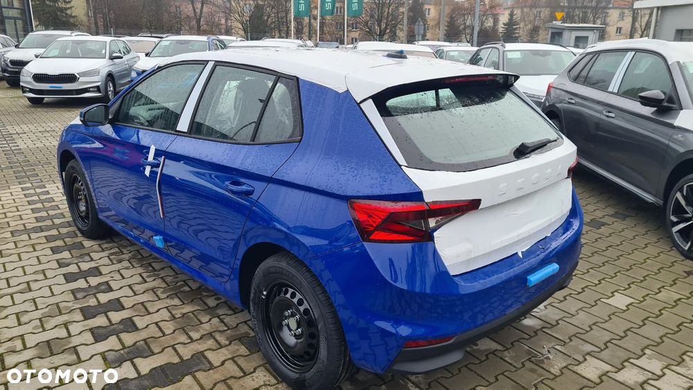 Skoda Fabia 1.0 Essence - 7