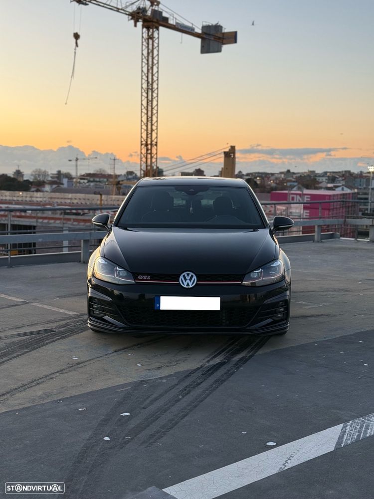 VW Golf GTI 2.0 TSI OPF DSG Performance - 2