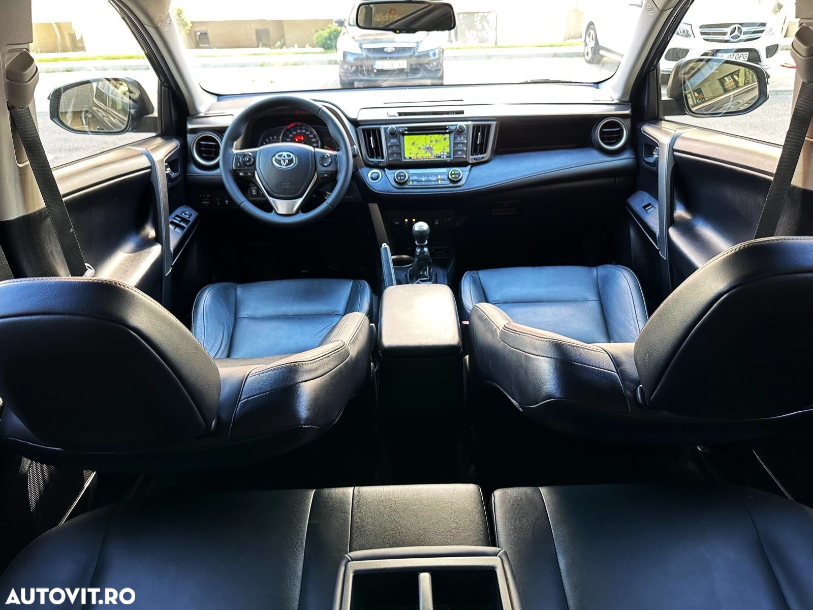 Toyota RAV4 2.0 D-4D 4WD Executive - 32