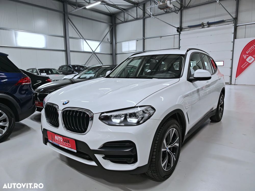 BMW X3 xDrive30e AT PHEV - 34