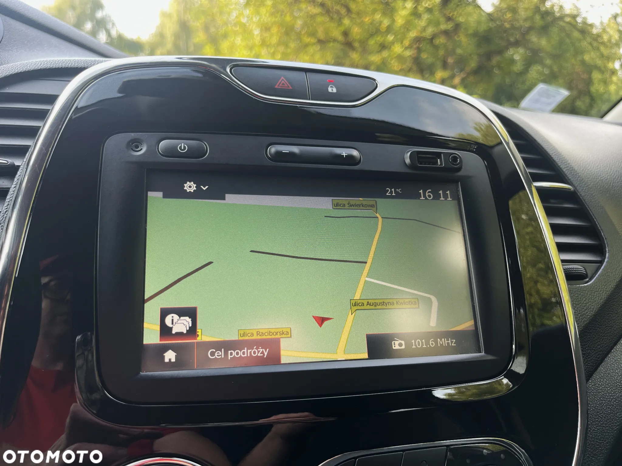 Renault Captur ENERGY TCe 120 EDC Dynamique - 24