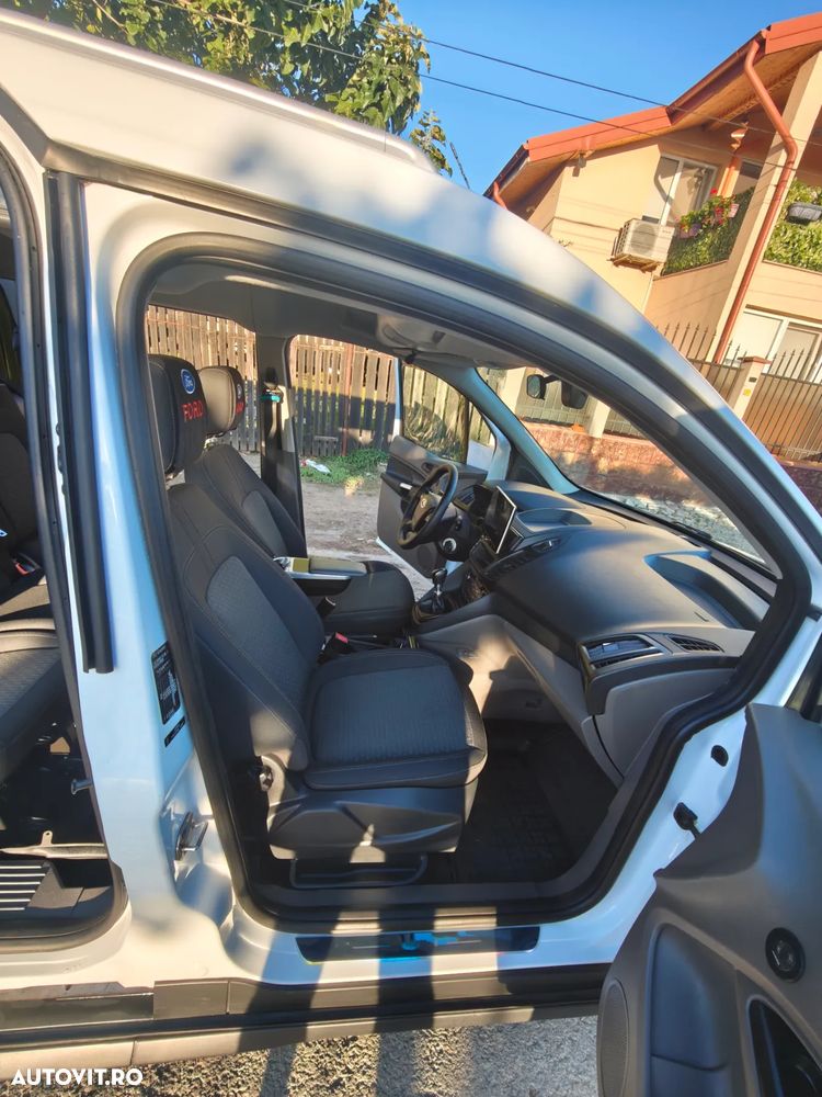 Ford Transit connect - 15