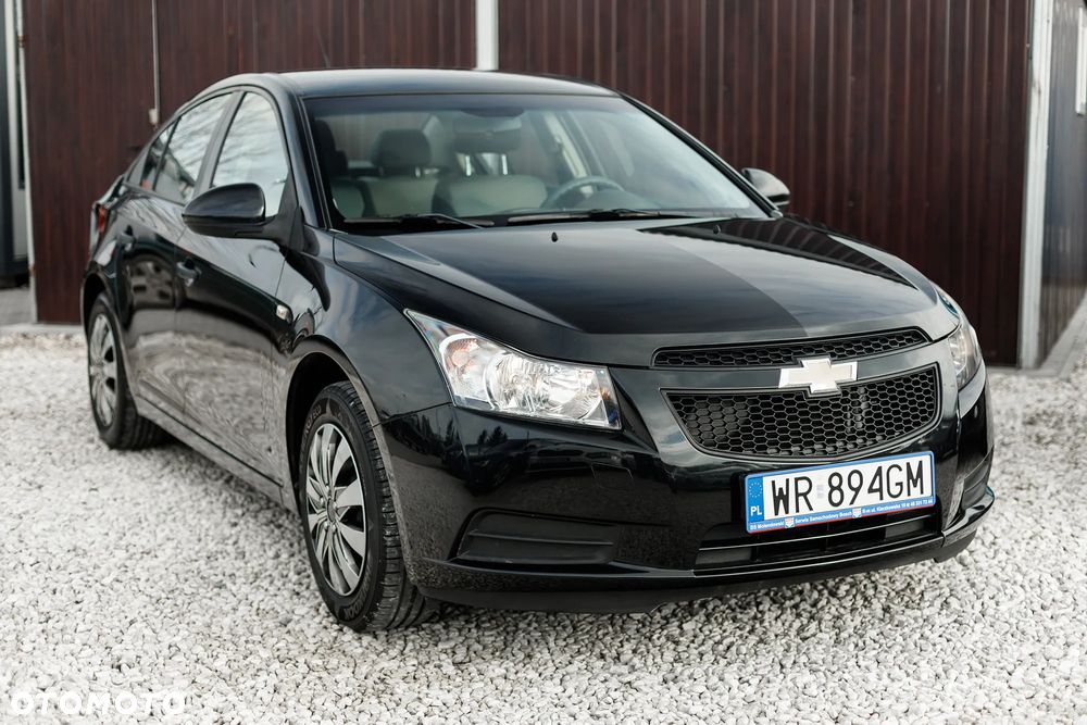 Chevrolet Cruze 1.6 LS - 9