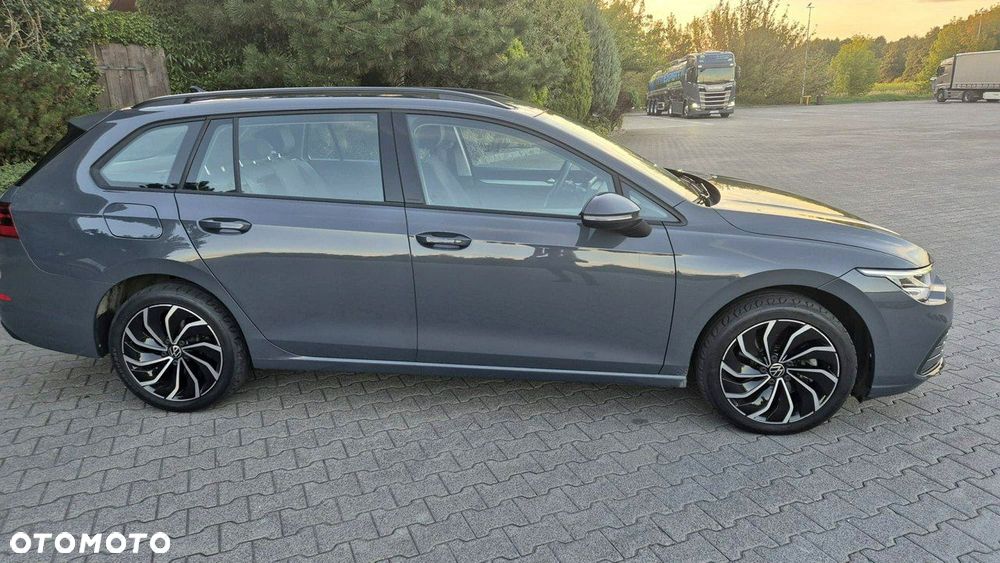 Volkswagen Golf - 5