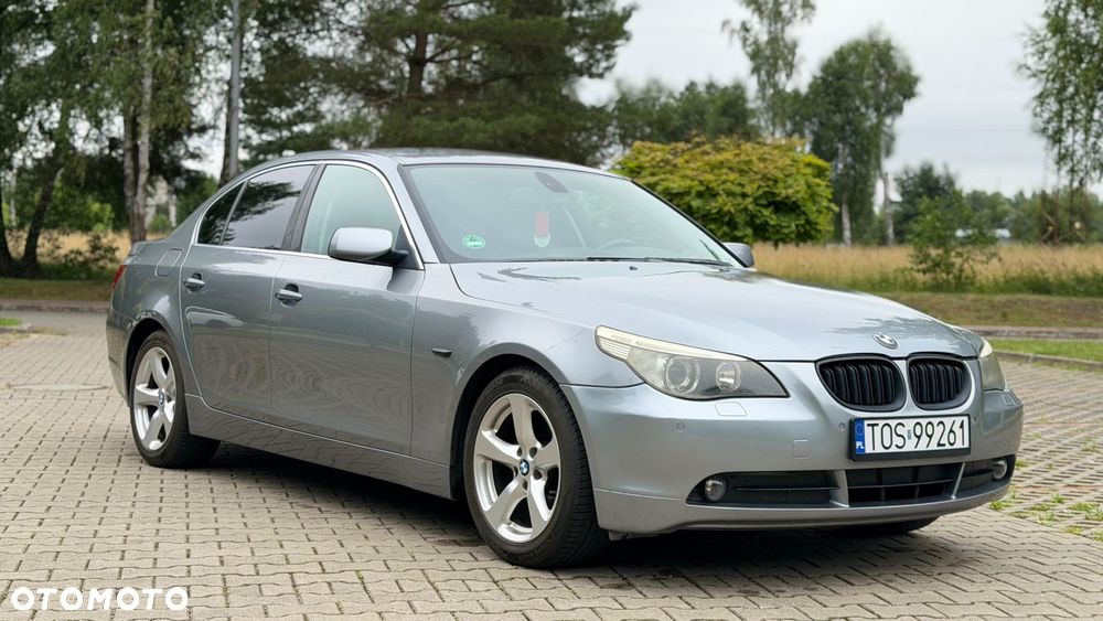 BMW Seria 5 520i - 2