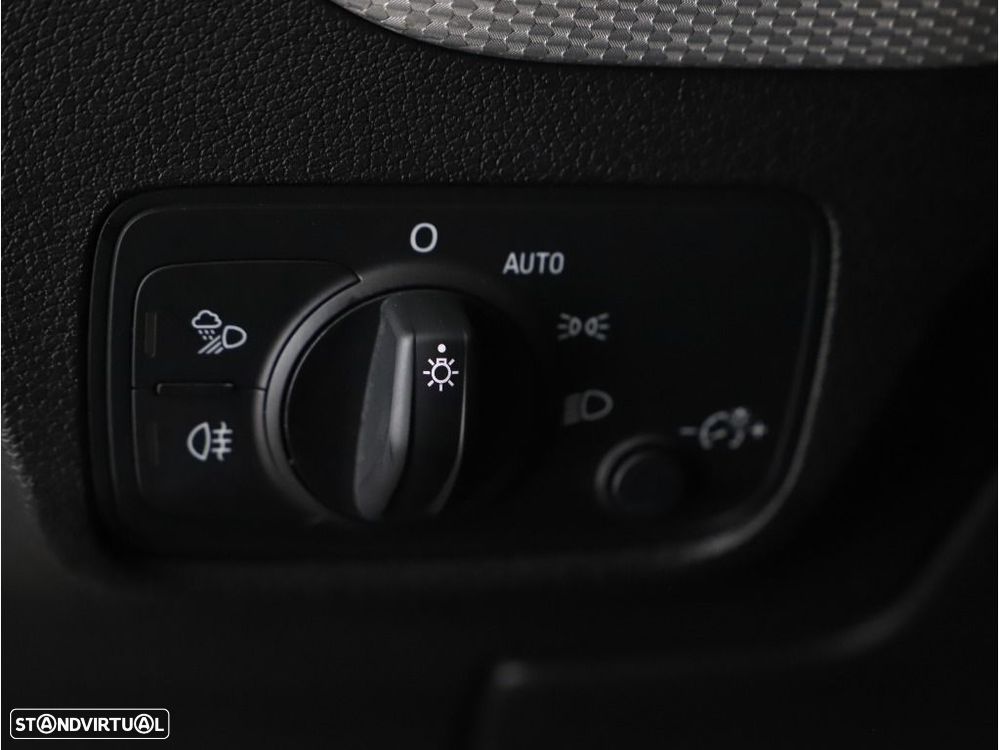 Audi Q2 30 TFSI Advanced - 36