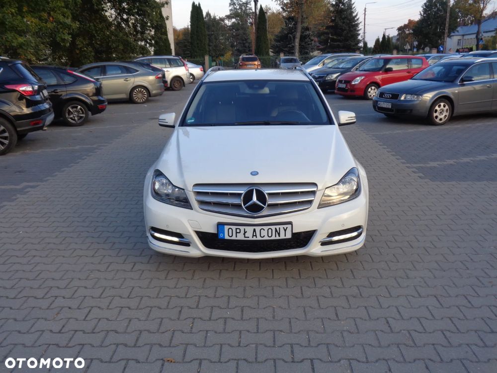 Mercedes-Benz Klasa C 180 BlueEFFICIENCY Avantgarde - 16