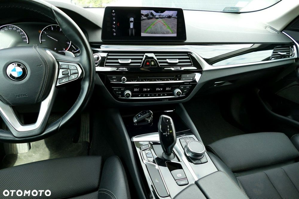 BMW Seria 5 520d Sport Line sport - 24