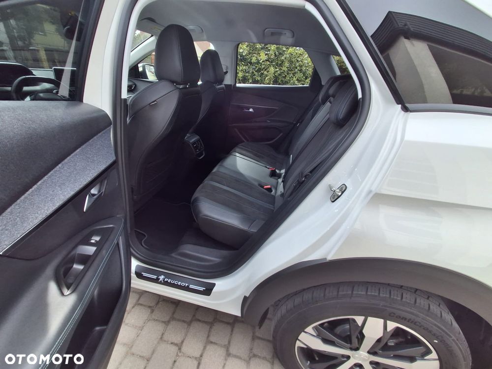 Peugeot 3008 PureTech 180 Stop & Start GPF EAT8 Crossway - 20