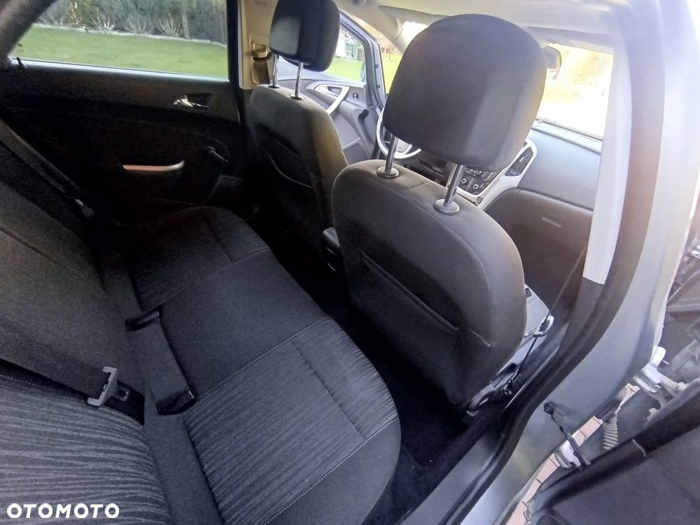 Opel Astra 1.6 Design Edition - 13
