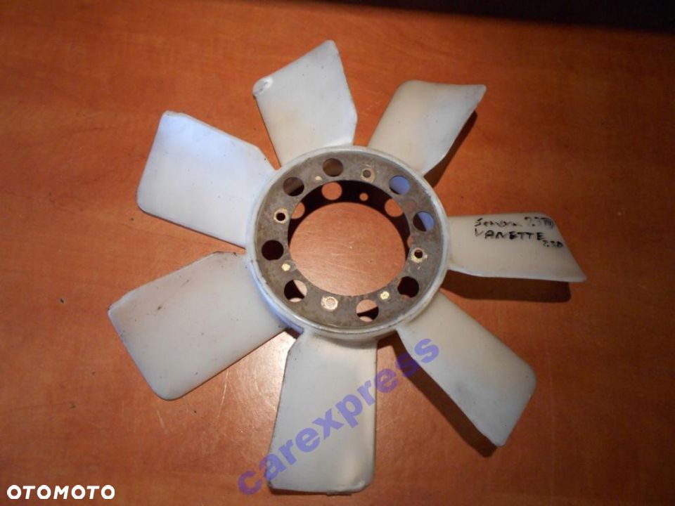 WENTYLATOR WIATRAK NISSAN SERENA VANETTE 2.3D - 1