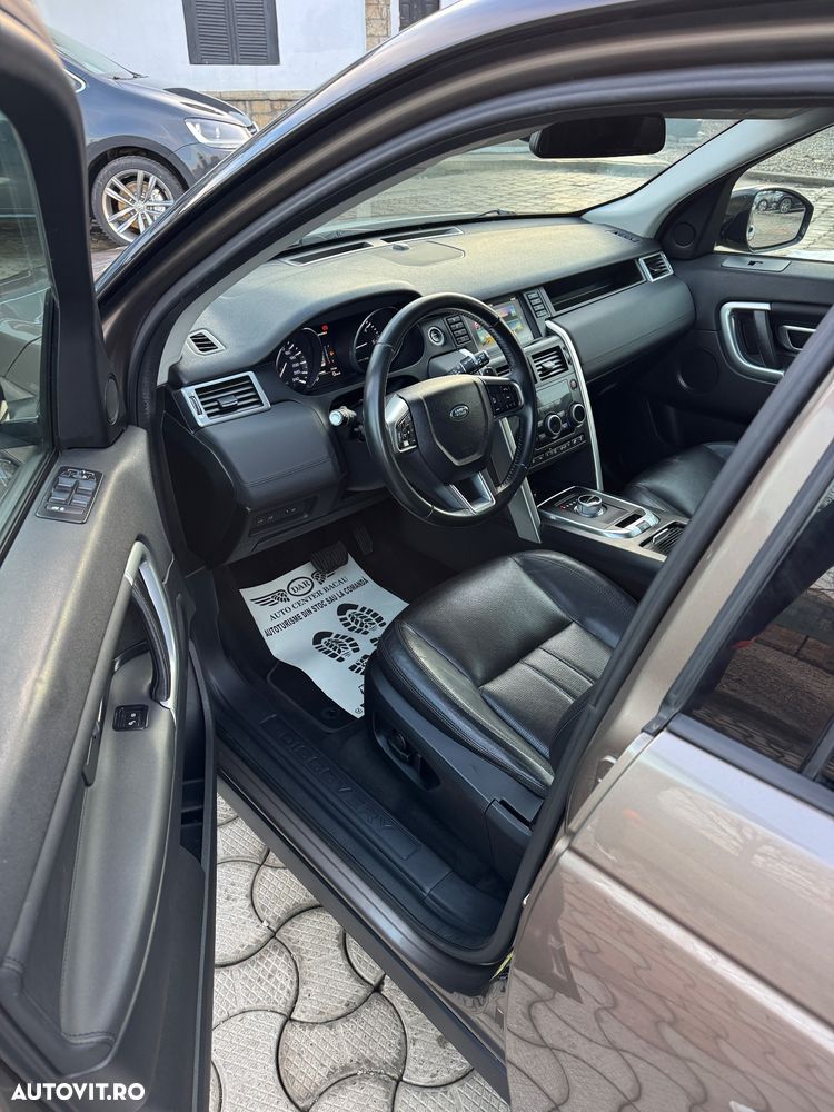 Land Rover Discovery Sport - 11