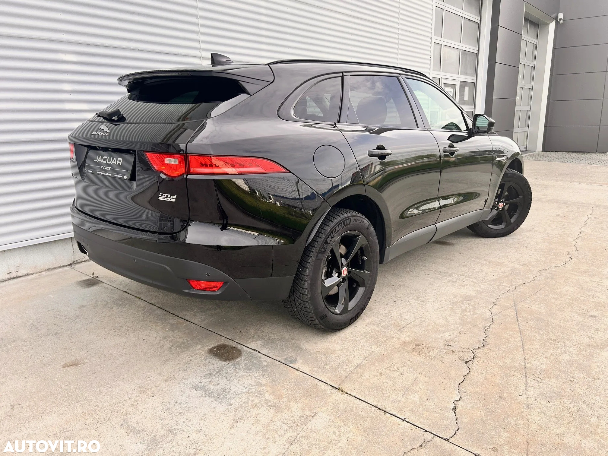 Jaguar F-Pace 20d AWD Prestige - 6