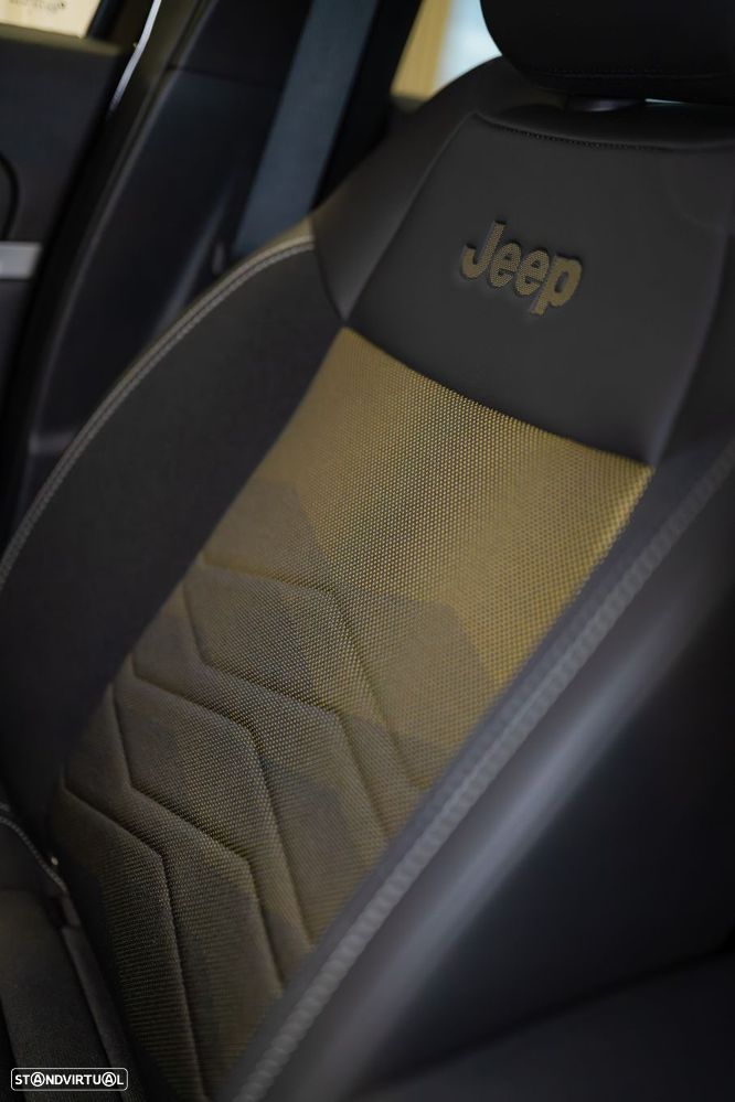 Jeep Avenger 54 kWh 1st Editon - 43