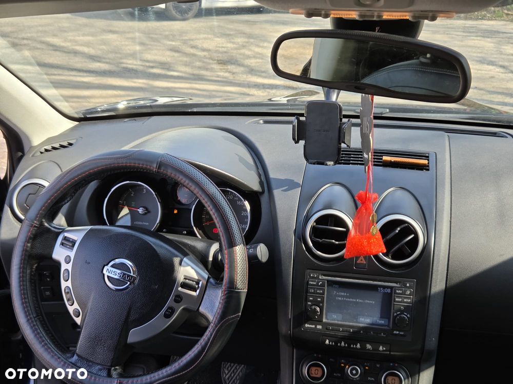 Nissan Qashqai 2.0 dCi 4x4 Tekna - 12