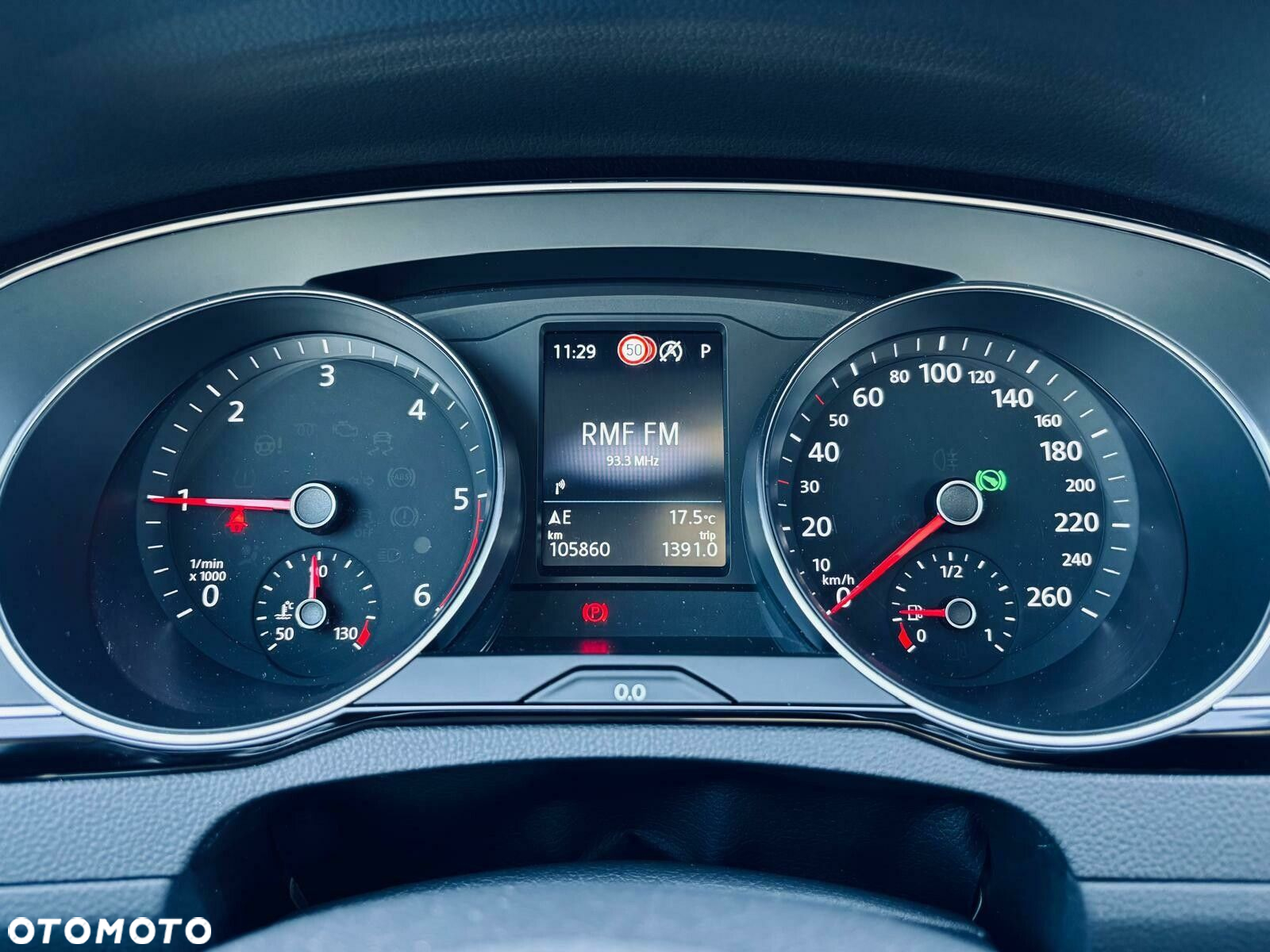 Volkswagen Passat 2.0 TDI EVO Business DSG - 24