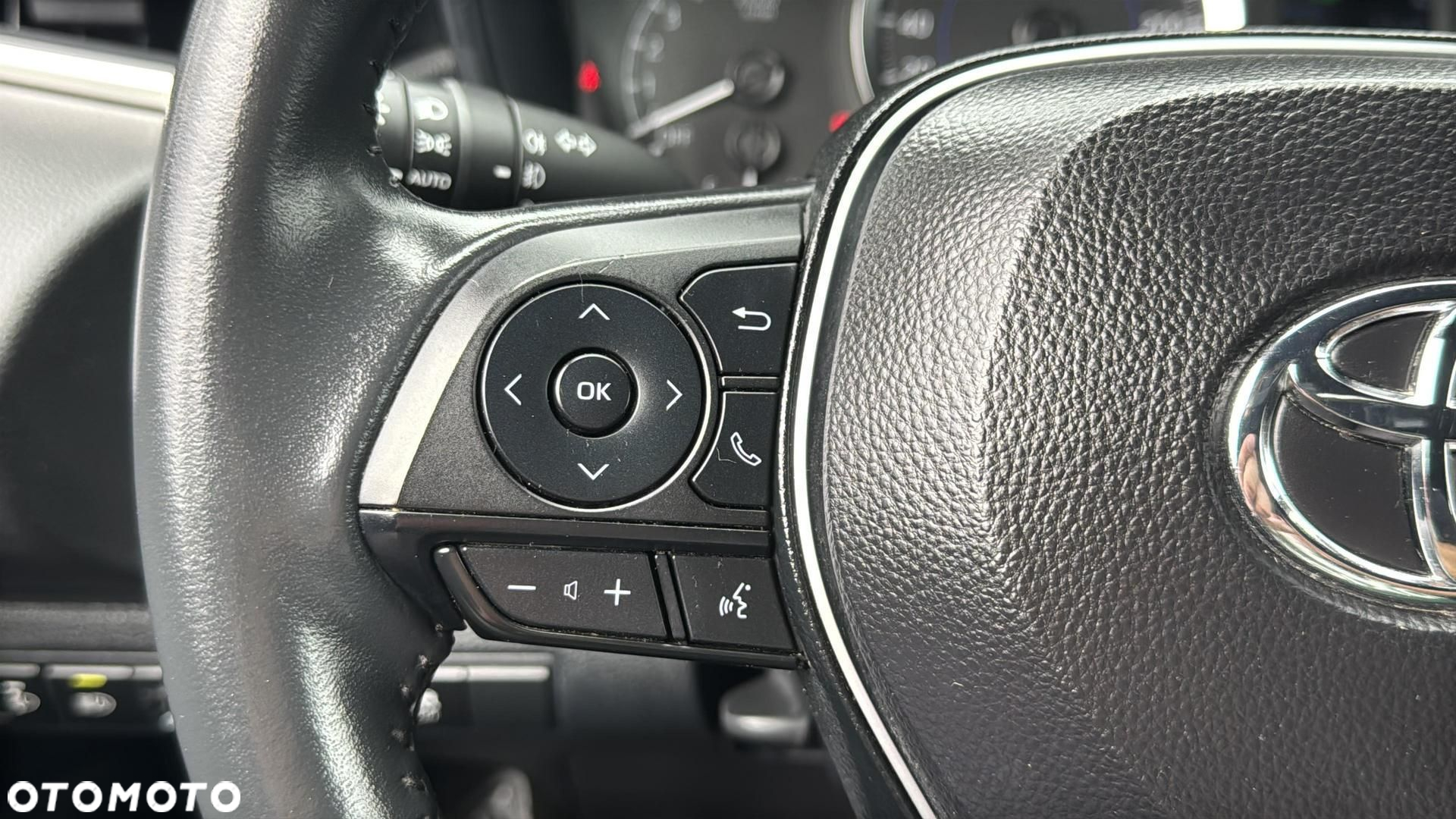 Toyota Corolla 1.8 Hybrid GPF Active - 26