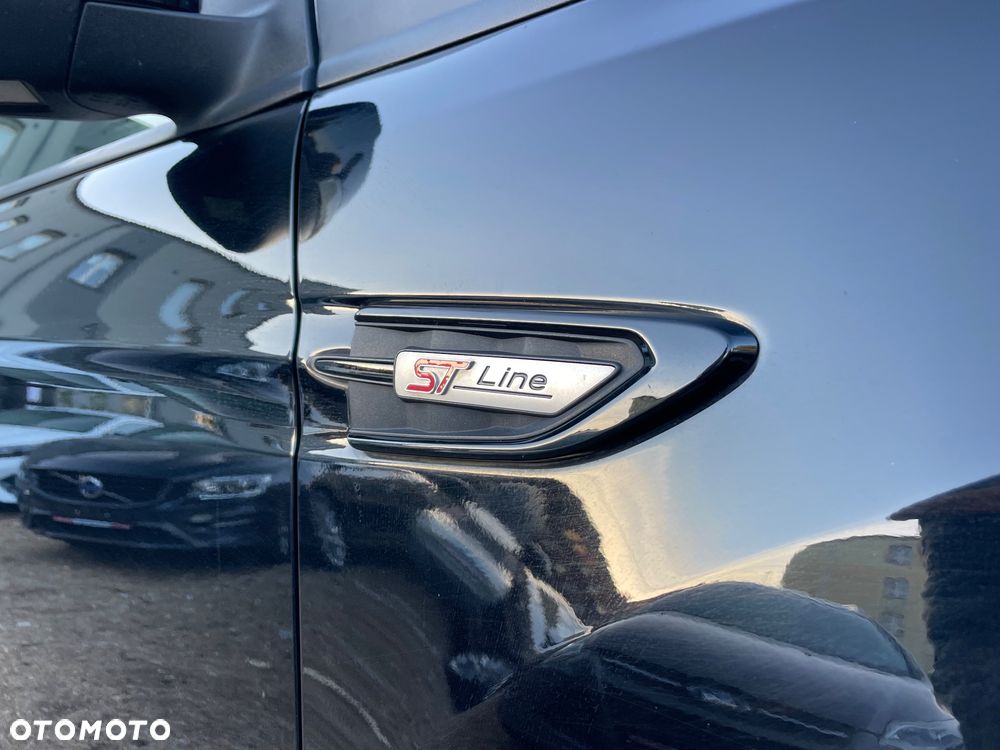 Ford Kuga 1.6 EcoBoost 2x4 SYNC - 40