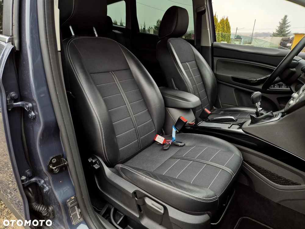 Ford Kuga 2.0 TDCi 4x4 Titanium - 8