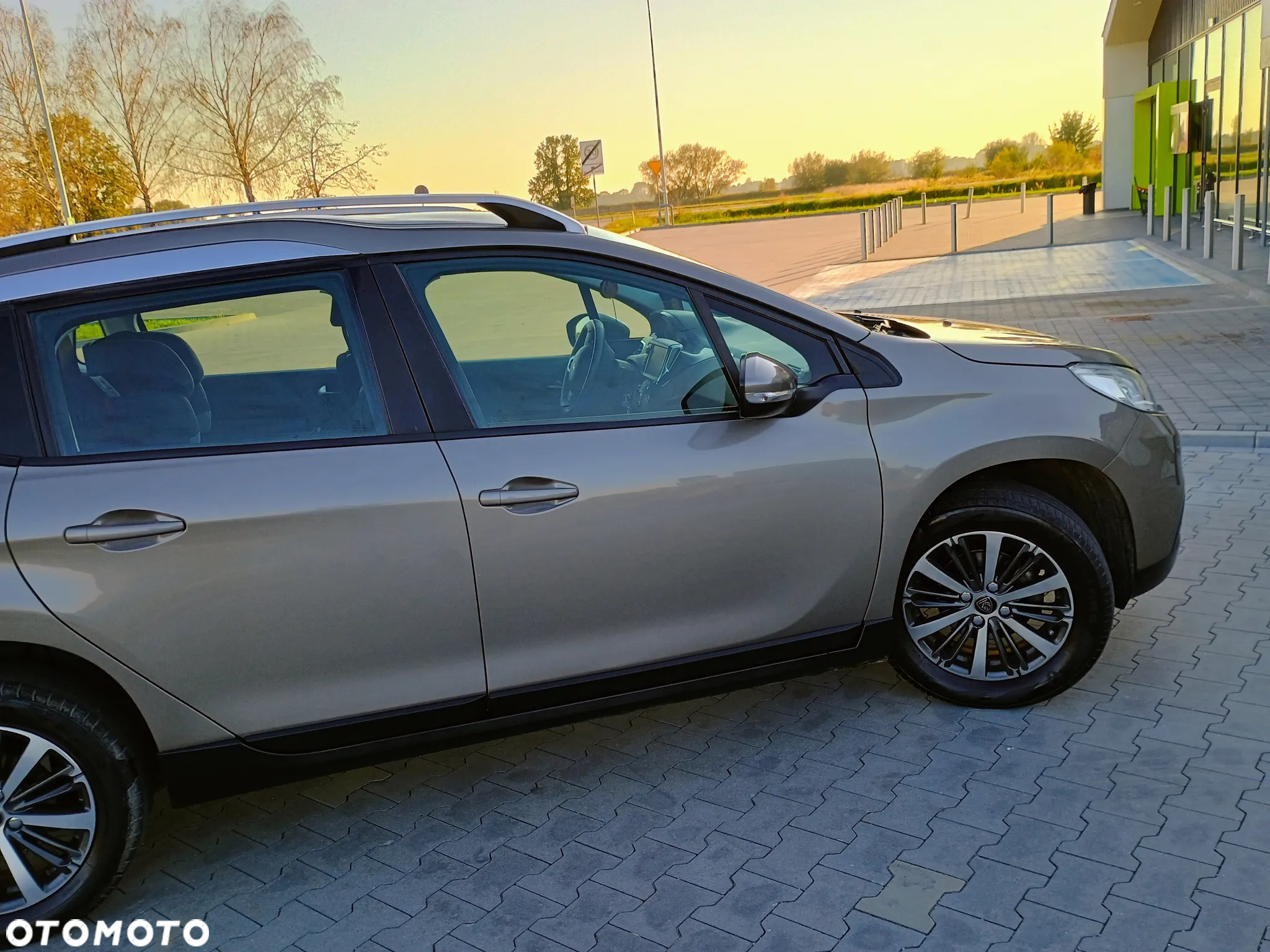 Peugeot 2008 1.2 Pure Tech Active - 6