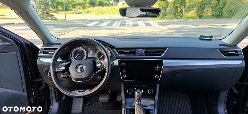 Skoda Superb 2.0 TDI SCR Ambition DSG - 13