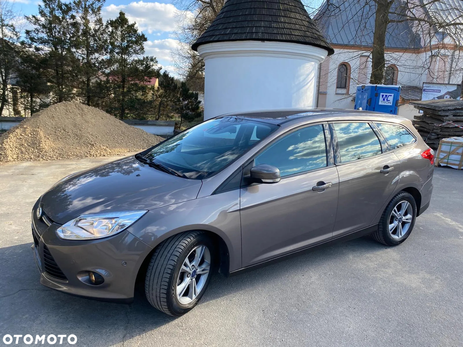 Ford Focus 1.0 EcoBoost Hybrid ACTIVE - 4