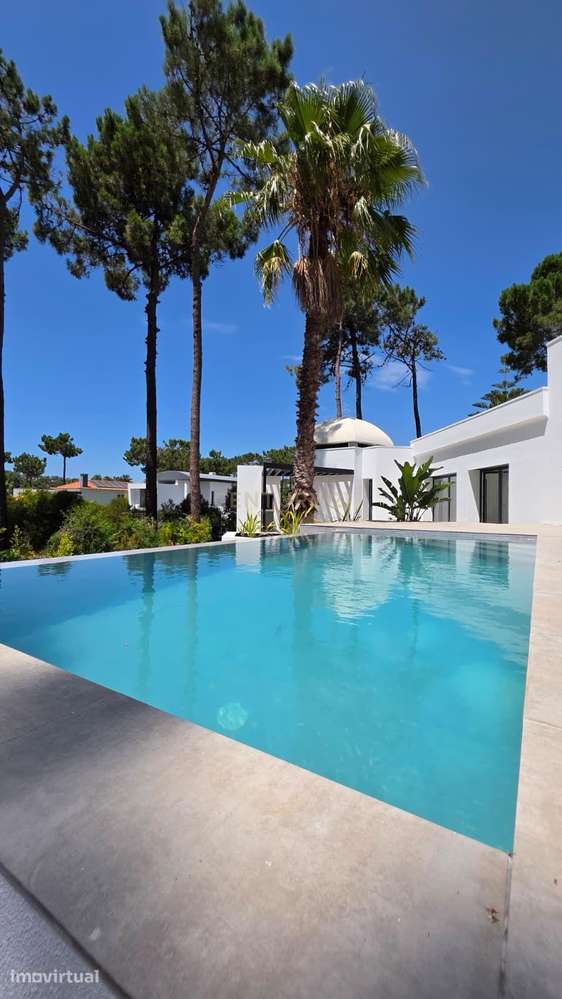Moradia T4 Premium | Herdade da Aroeira | Piscina | Lote de 1.003 m² - Grande imagem: 3/9