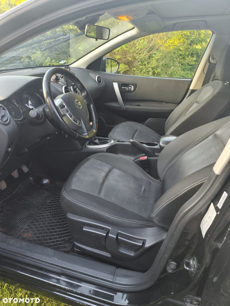 Nissan Qashqai+2 - 11