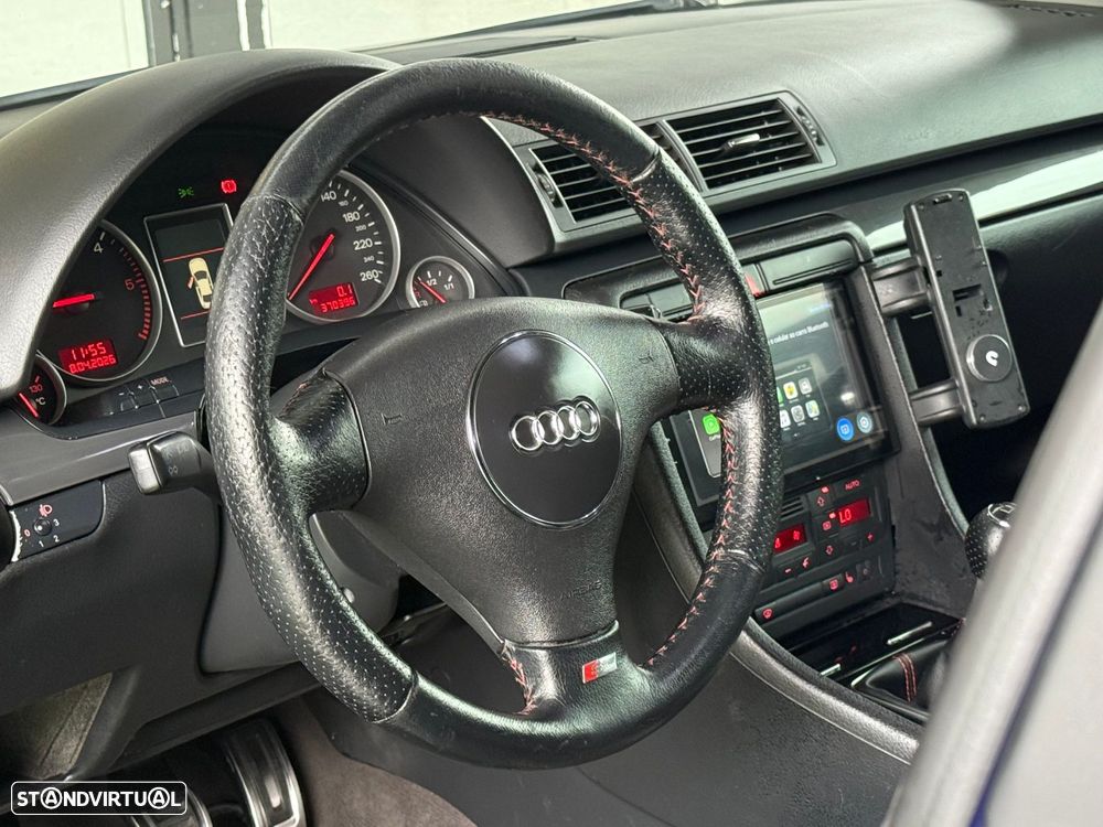 Audi A4 Avant 1.9 TDI m6 S-Line - 47