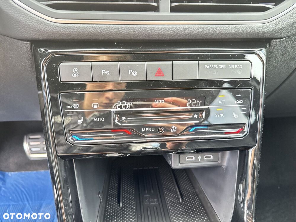 Volkswagen T-Cross - 40