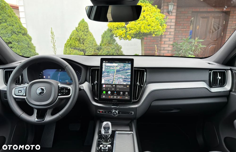 Volvo XC 60 B5 B AWD Geartronic RDesign - 8