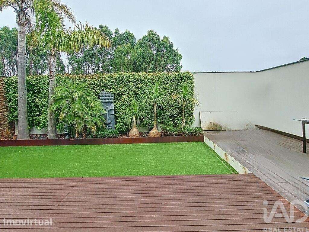 Moradia isolada T3 em Madalena de 242 m2 - Grande imagem: 3/32