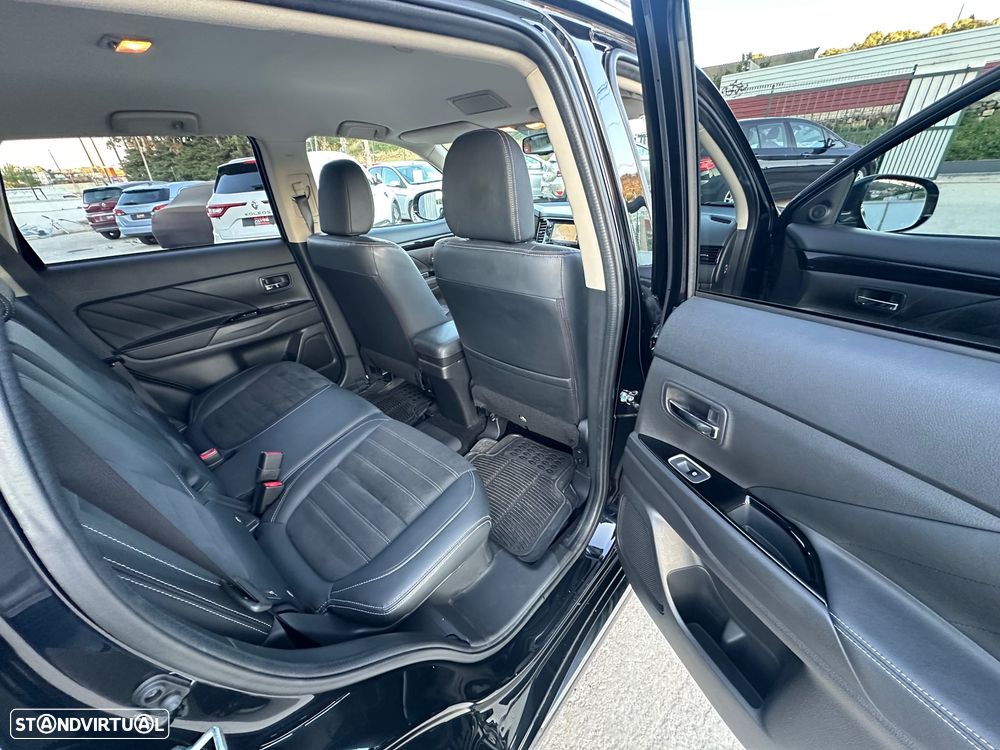 Mitsubishi Outlander 2.0 Intense Navi - 26