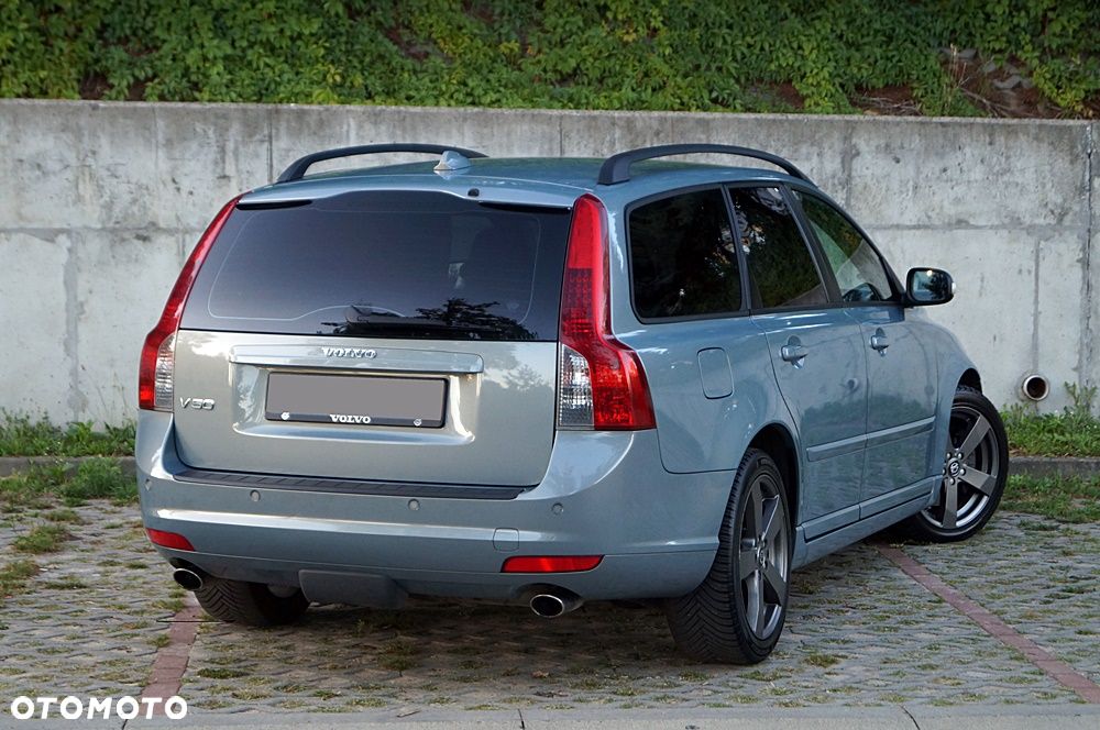 Volvo V50 D5 Momentum - 5