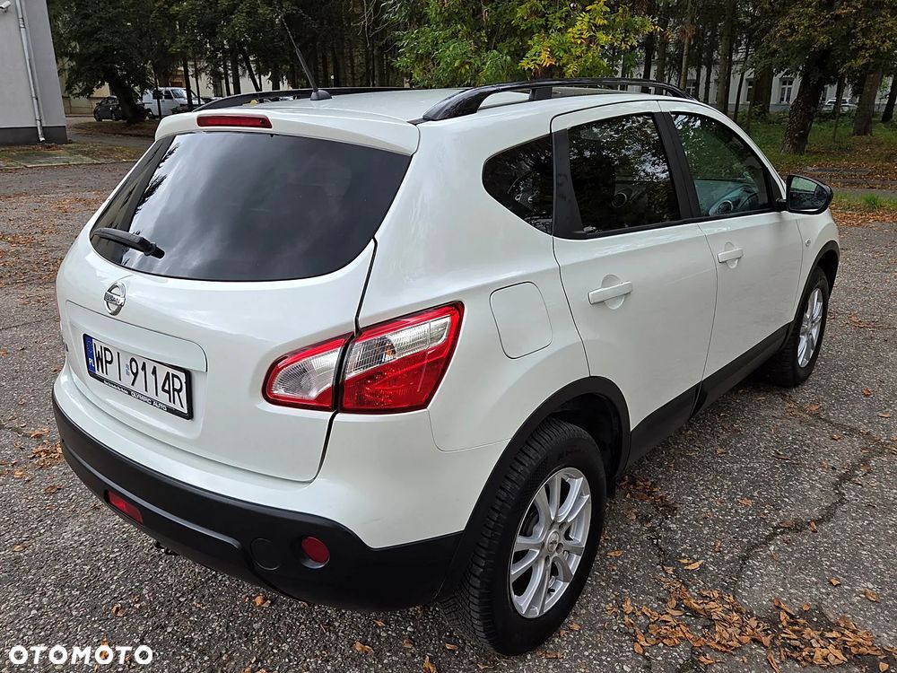 Nissan Qashqai 2.0 360 - 16