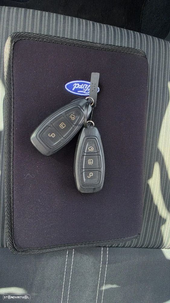 Ford Grand C-Max 1.6 TDCi Titanium Edition S/S - 14