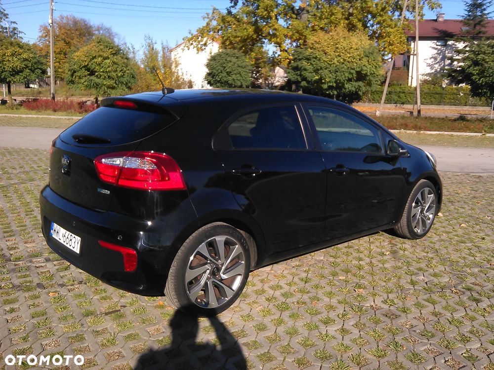 Kia Rio 1.2 Dream Team Edition - 16