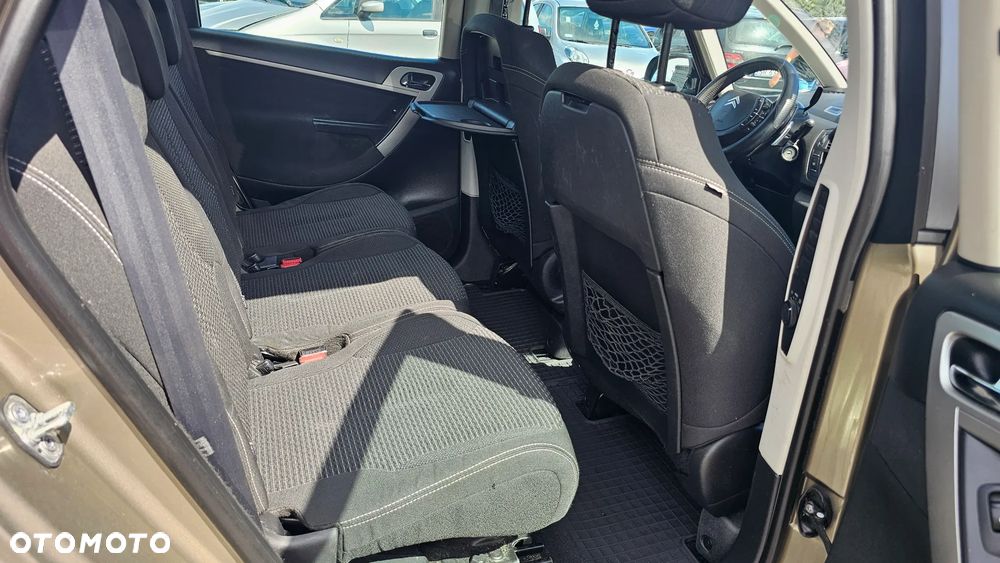 Citroën C4 Picasso - 17