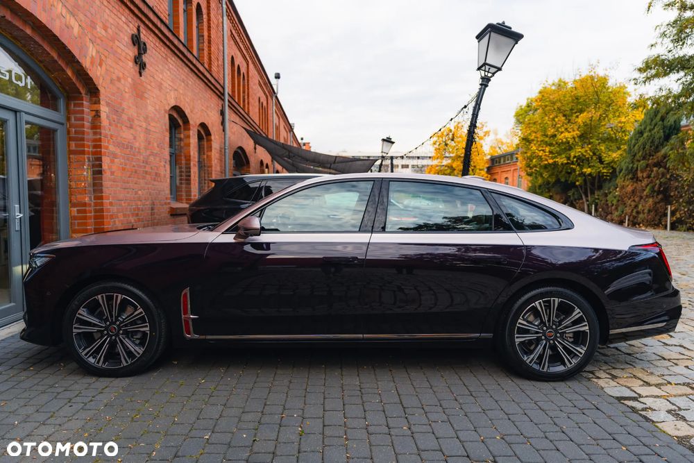 Hongqi H9 2.0T Deluxe - 17