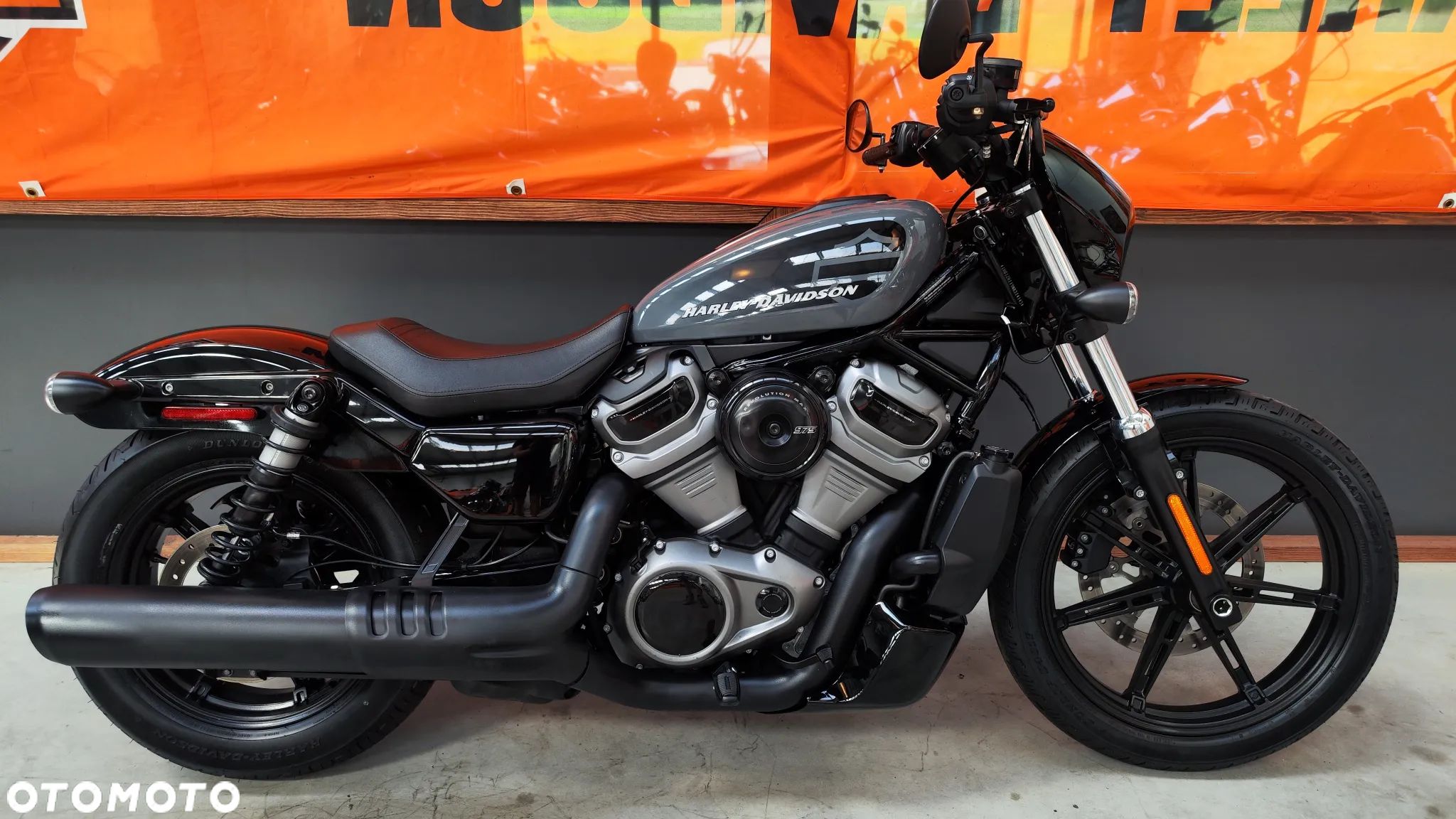 Harley-Davidson Sportster Nightster 975 - 1