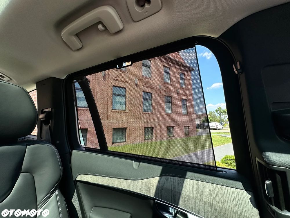 Volvo XC 90 - 12